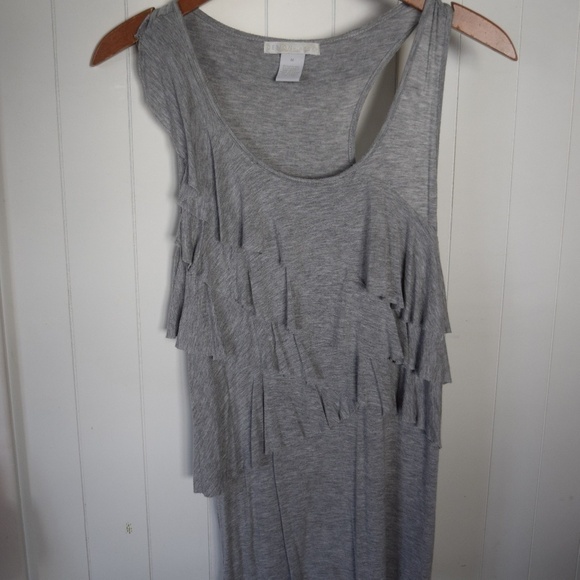 Ruffled layered tank top - Picture 6 of 6